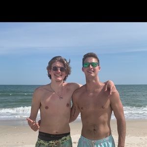 Meet your Posher, Jackson